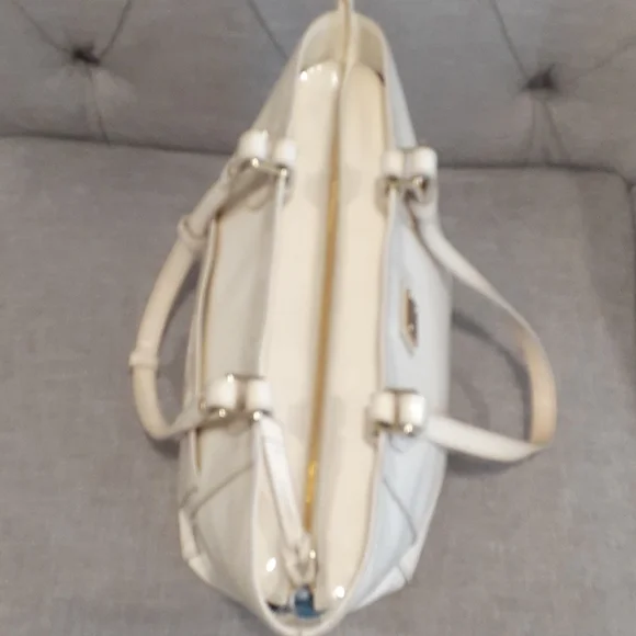 Dooney and bourke Patten leather shoulder bag - Picture 4 of 17